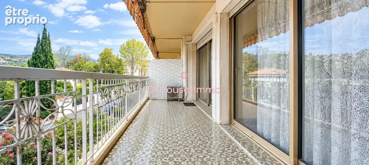 Appartement 4 pièces 111 m² à vendre à Nice (06000) - photo 4