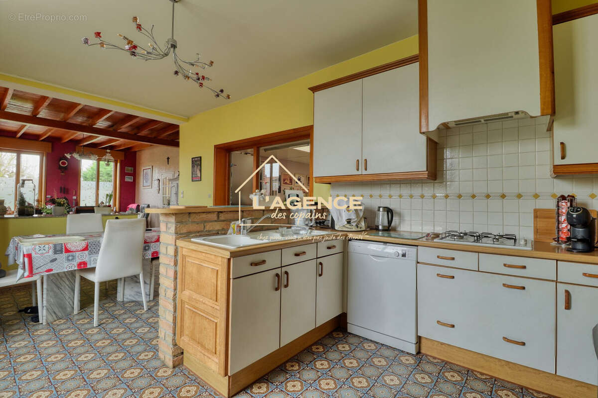 Maison à HAZEBROUCK