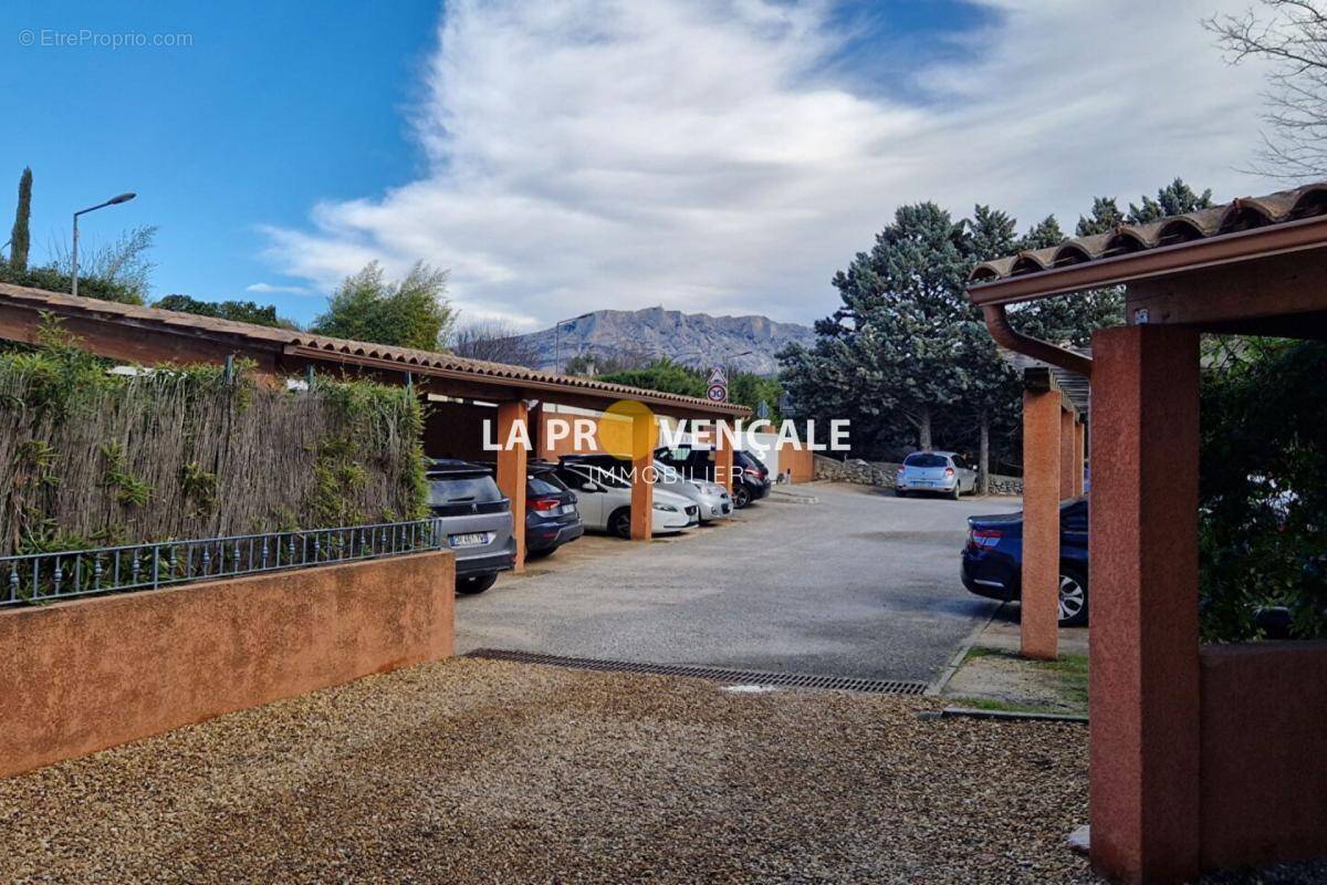 Appartement à MEYREUIL