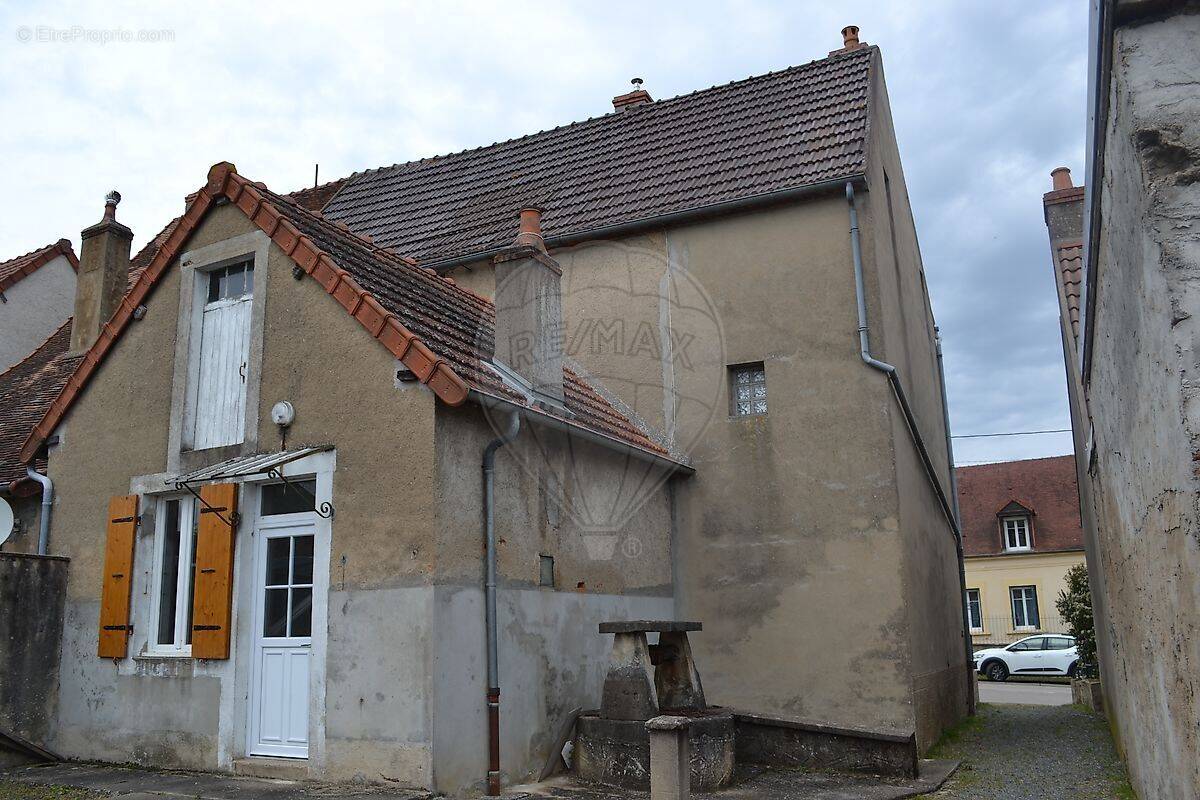 Maison à FOURS