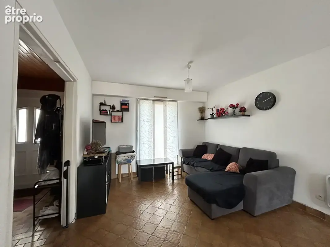 Maison 6 pièces - terrain de 405 m2 - GUILERS - photo 2