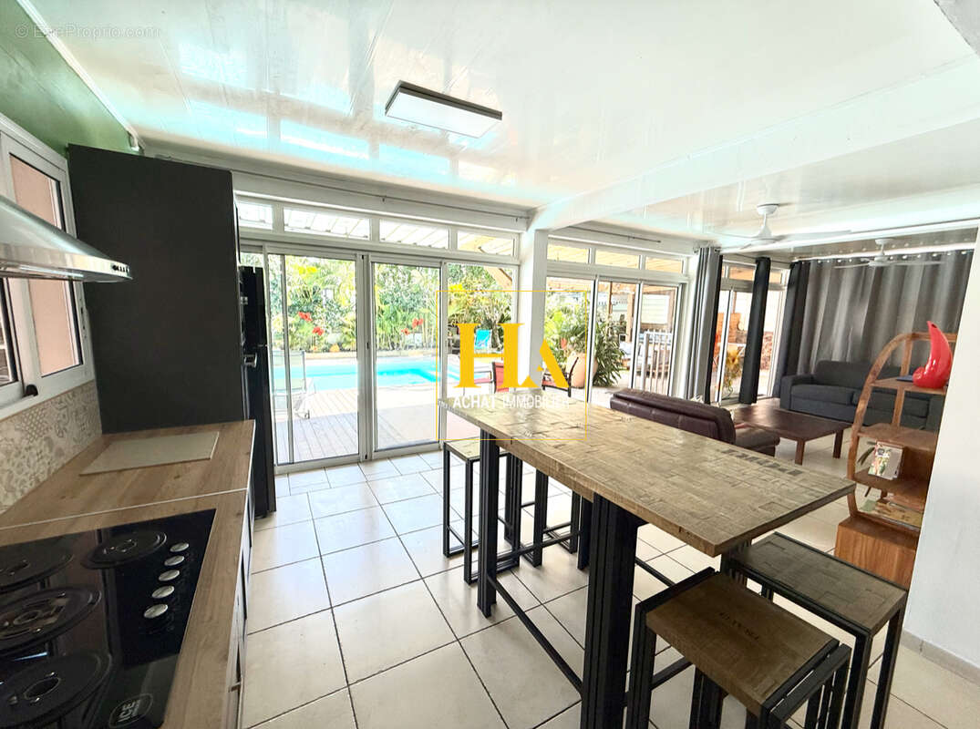 Maison à SAINT-PIERRE