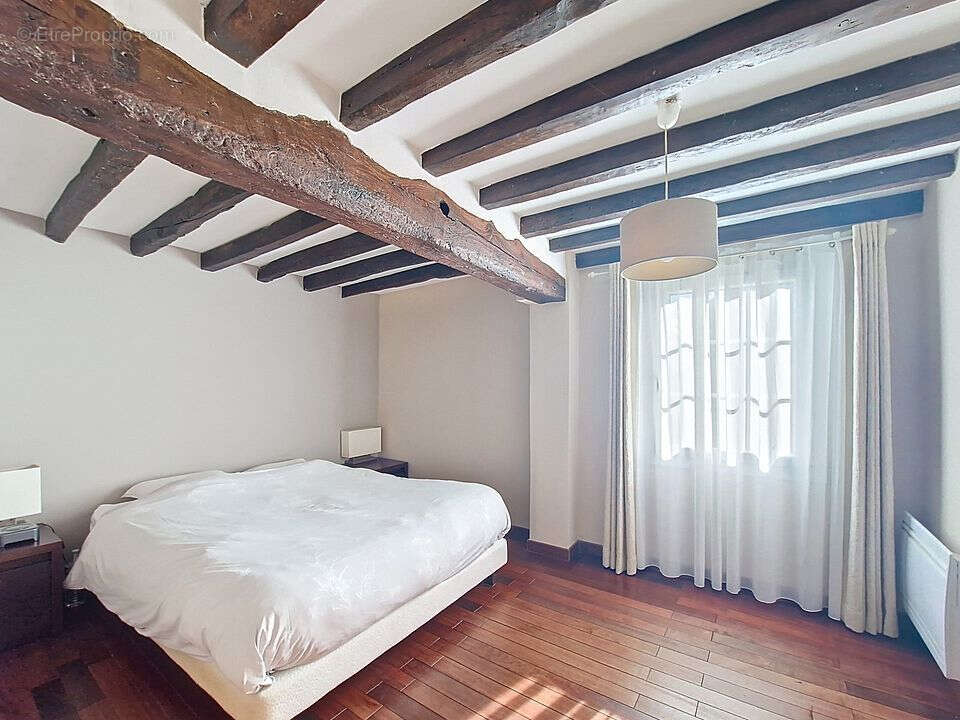 Maison à ETREPAGNY