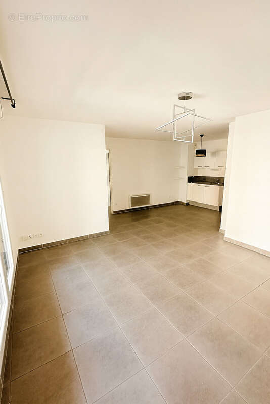 Appartement à PEROLS