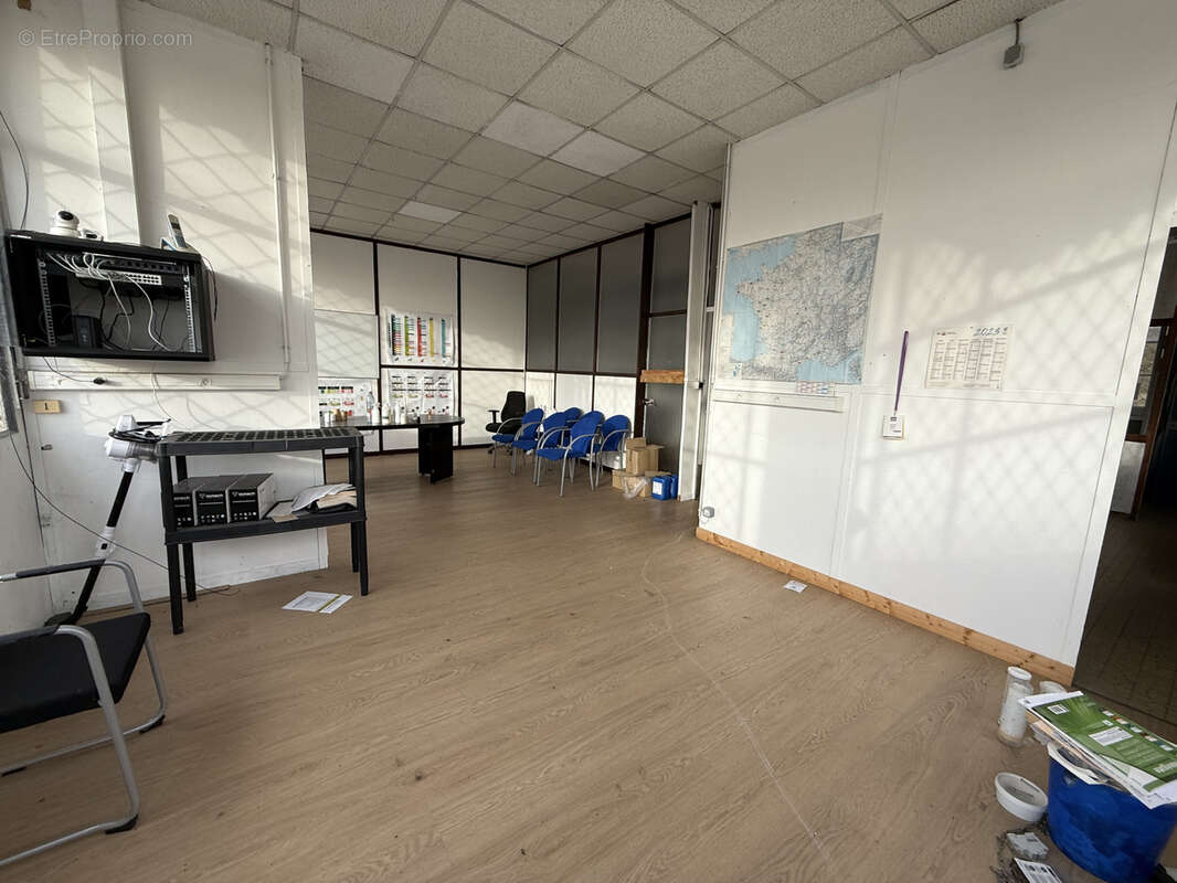 Commerce à LE VERNET