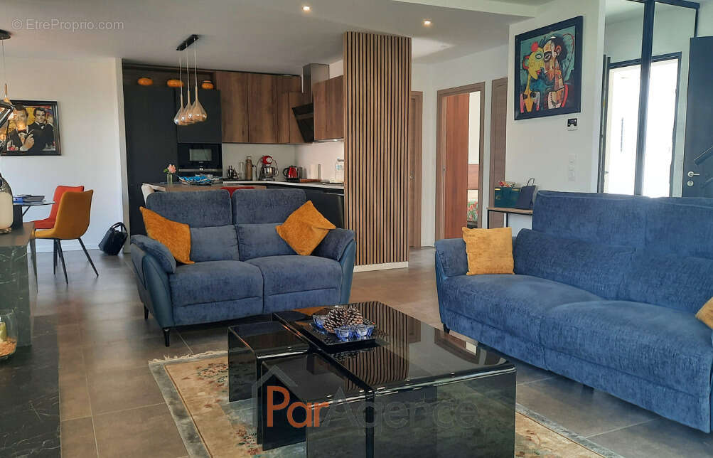 Maison à VAUX-SUR-MER