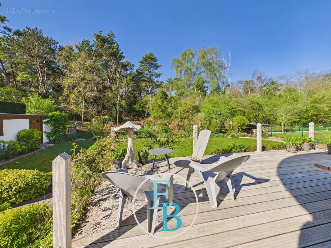 Maison à MERVILLE-FRANCEVILLE-PLAGE