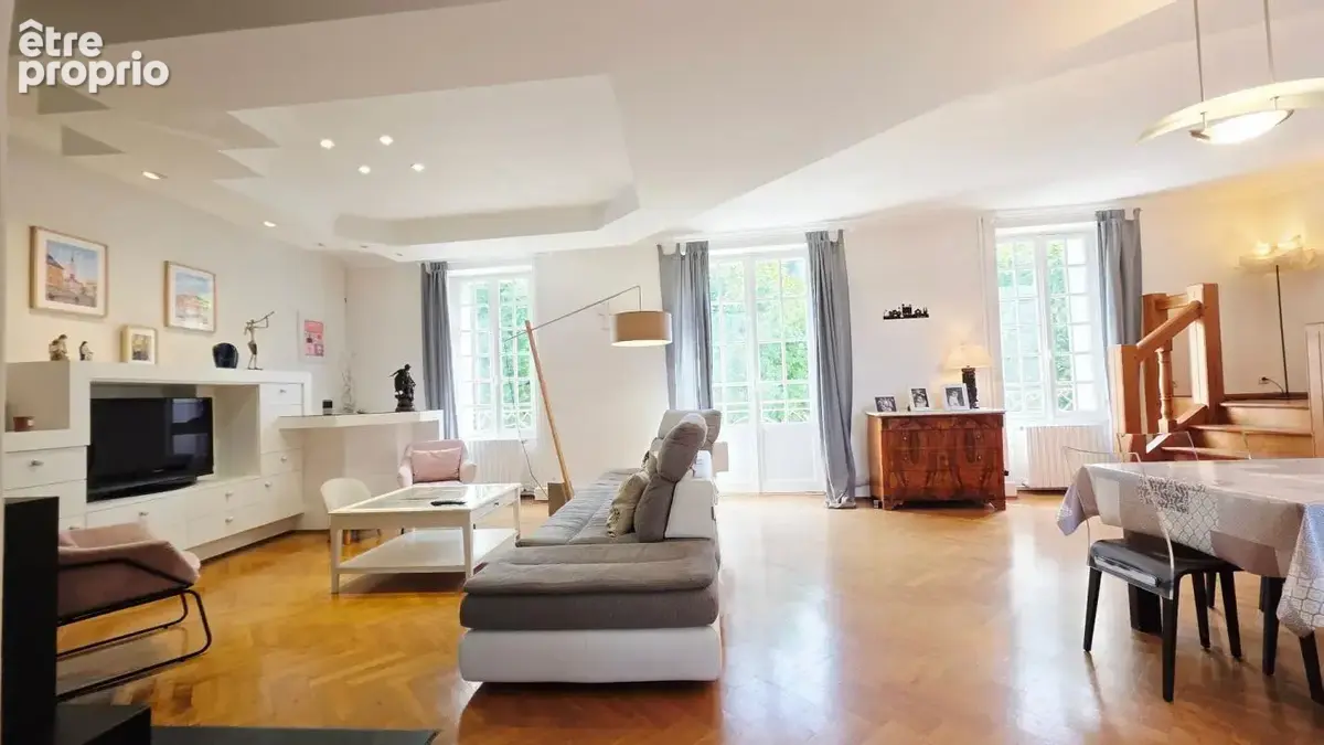 Bourges centre maison de 191m² 6 pieces garage jardin - photo 4