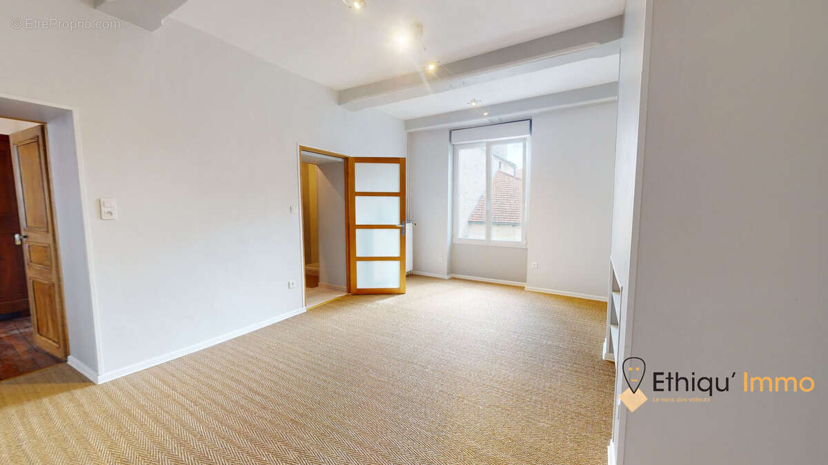 Maison 286 m² à Troyes  - photo 4