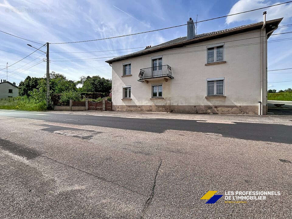 Maison à SAINT-BENOIT-LA-CHIPOTTE