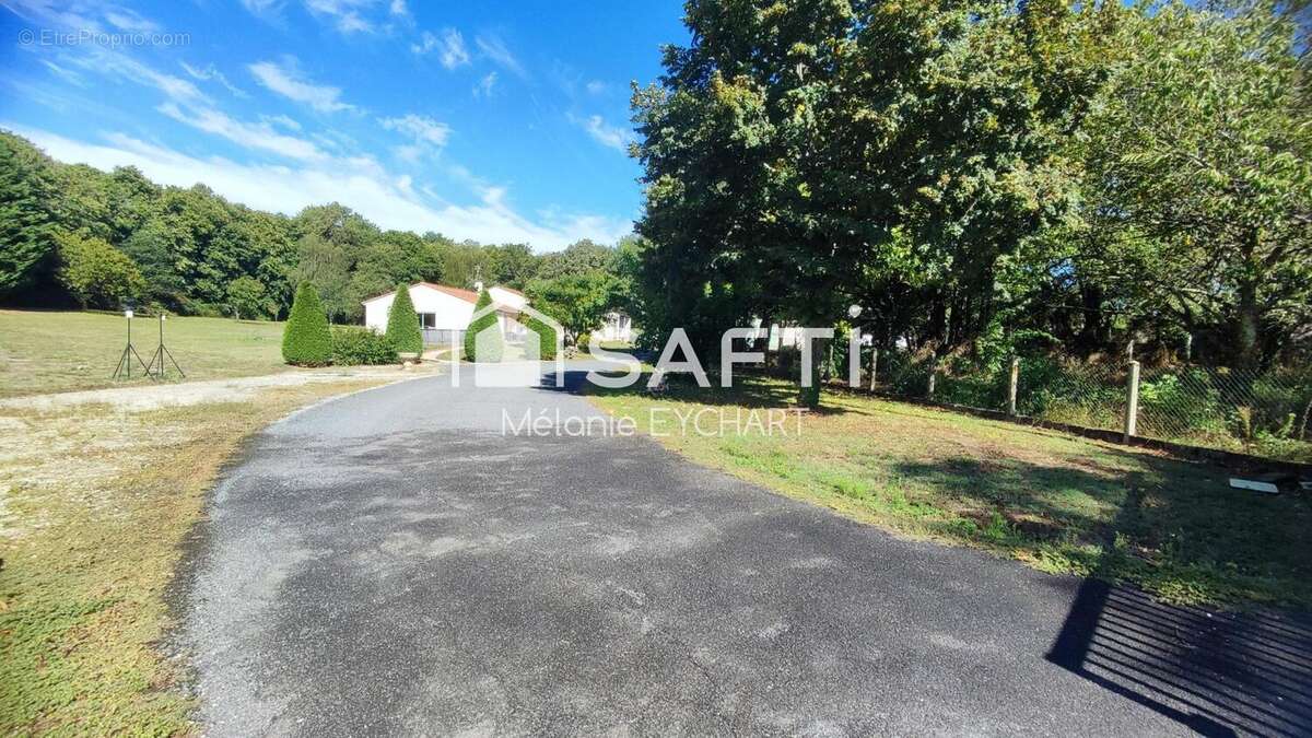 Photo 3 - Maison à RANCOGNE