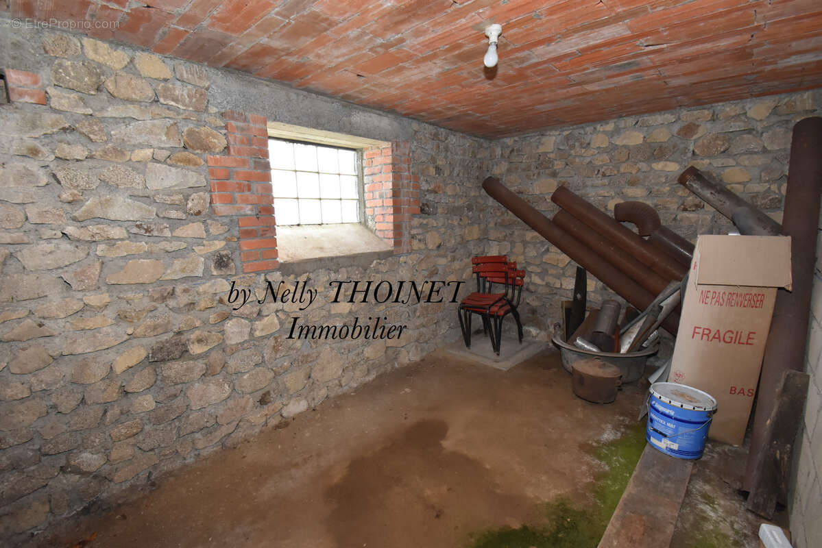 Dépt.23. CROCQ, MAISON familiale de 208 m2, vaste garage de 226 m2 - photo 26