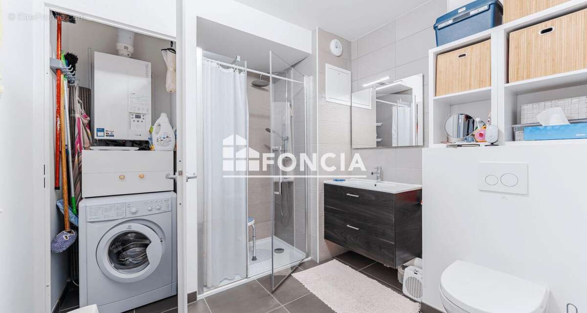 Appartement à SAINT-CYR-SUR-LOIRE