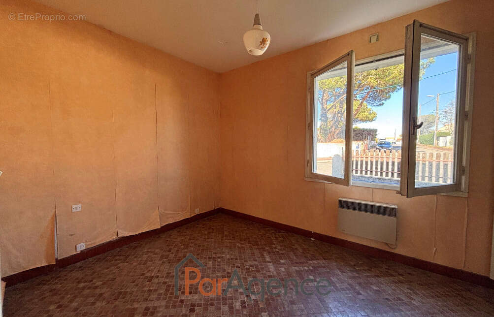 Maison à VAUX-SUR-MER