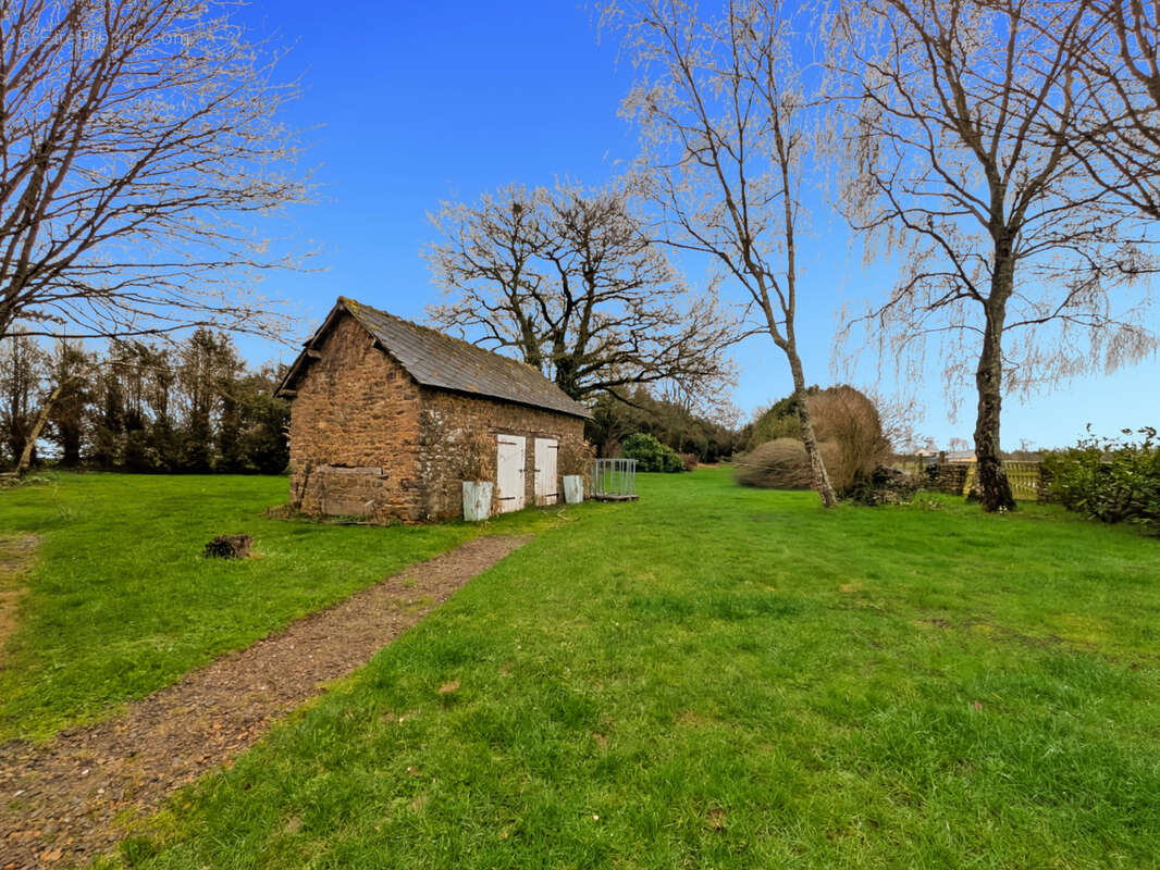 Maison à SAINT-AUBIN-D'AUBIGNE