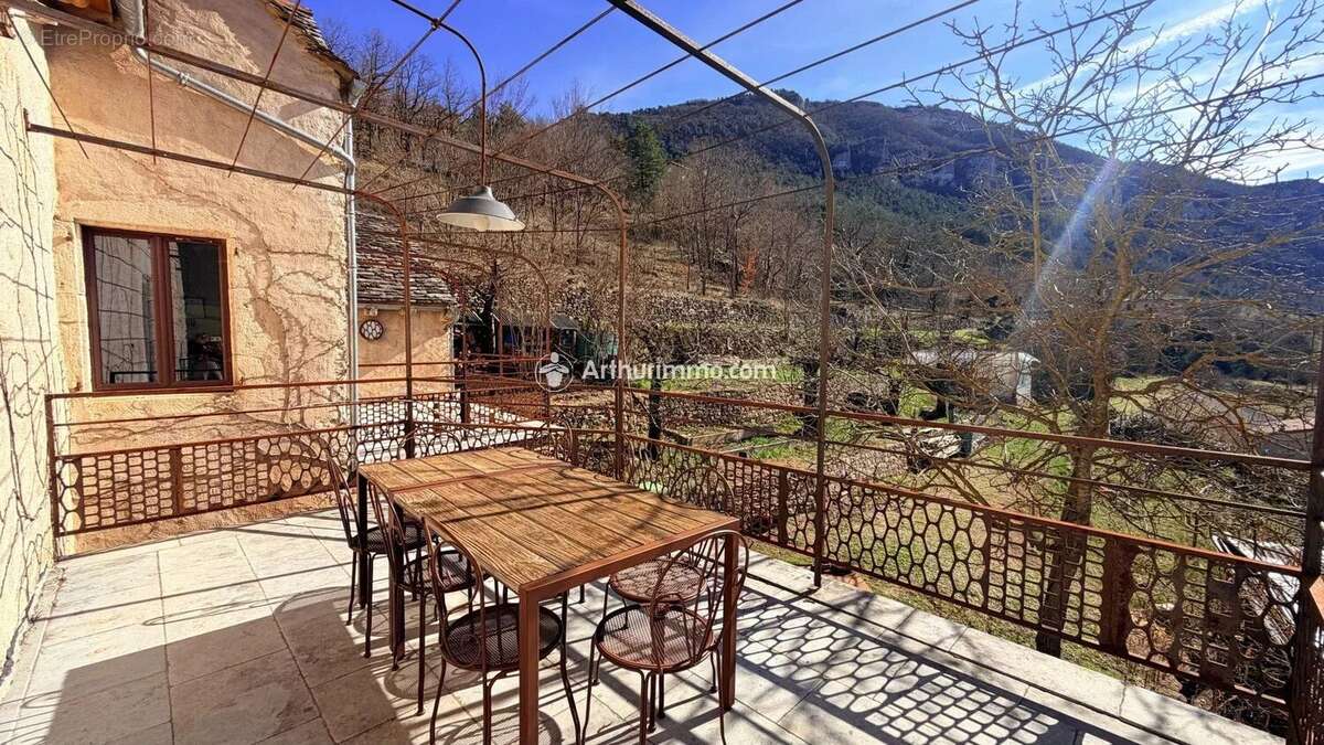 Maison à MILLAU