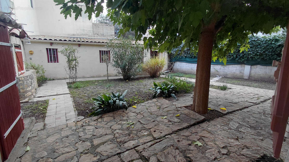 Maison à PIERRELATTE