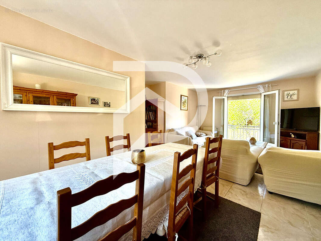 Maison Aulnay Sous Bois 7 pièce(s) 107.69 m2 - photo 3