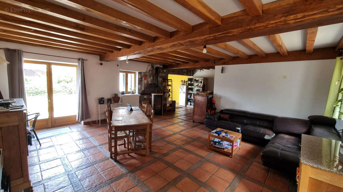Maison 200 m² à Mareuil  - photo 7