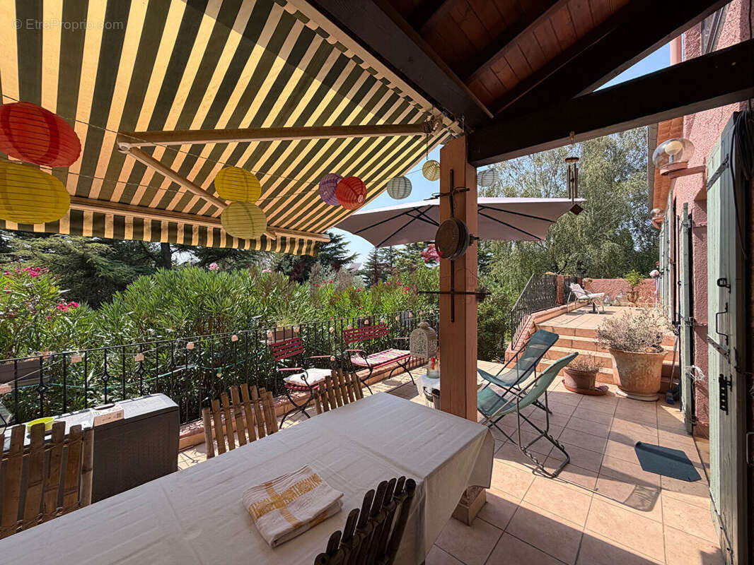 A vendre maison  avec terrain de 5000m²  (26120) - photo 3