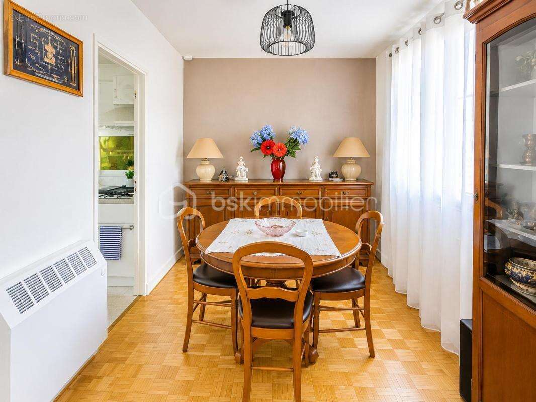 Maison de plain-pied - la commanderie des templiers ii sur 775 m2 de terrain - photo 9