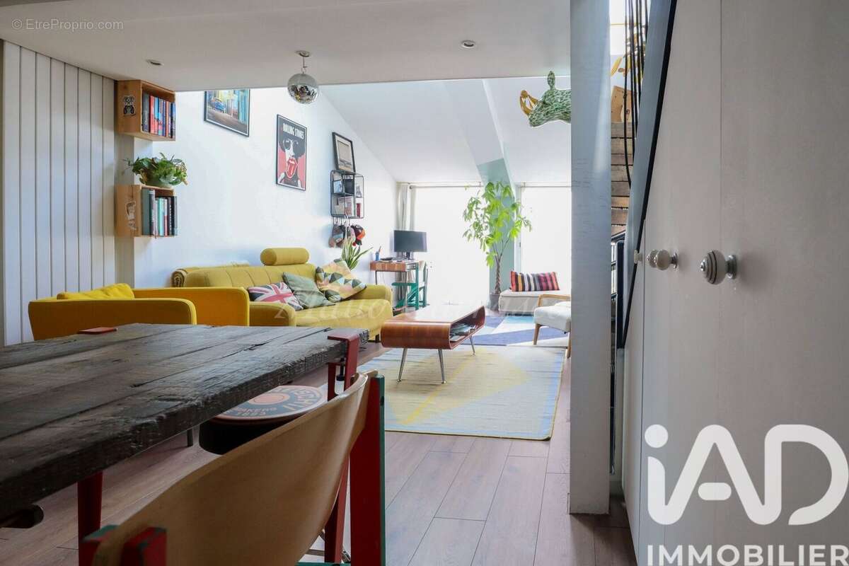 Photo 2 - Appartement à MONTROUGE