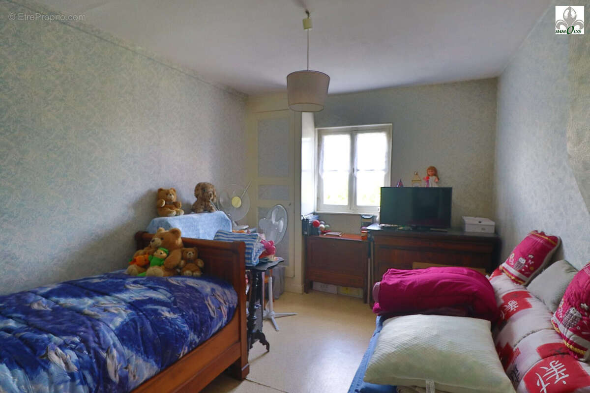 Appartement 254 m² à Seurre  - photo 9