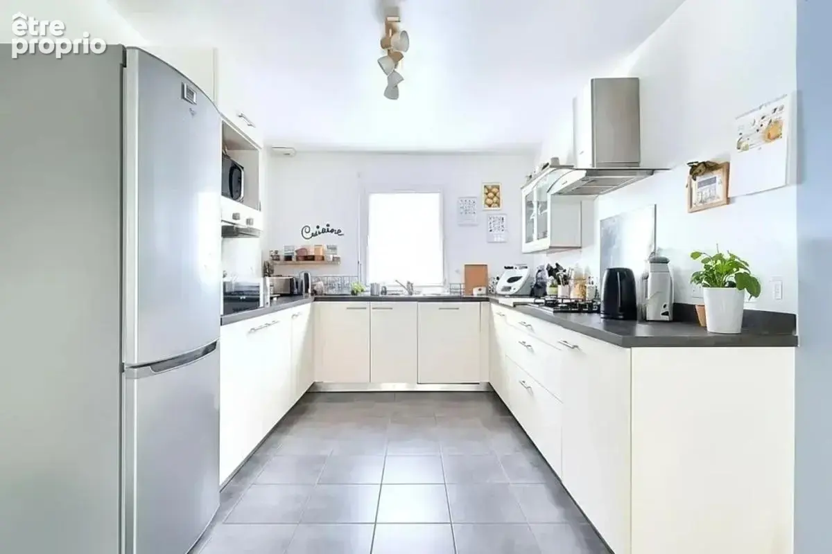 Maison 6 pièces 109 m² à vendre à Thorigne-Fouillard (35235) - photo 3