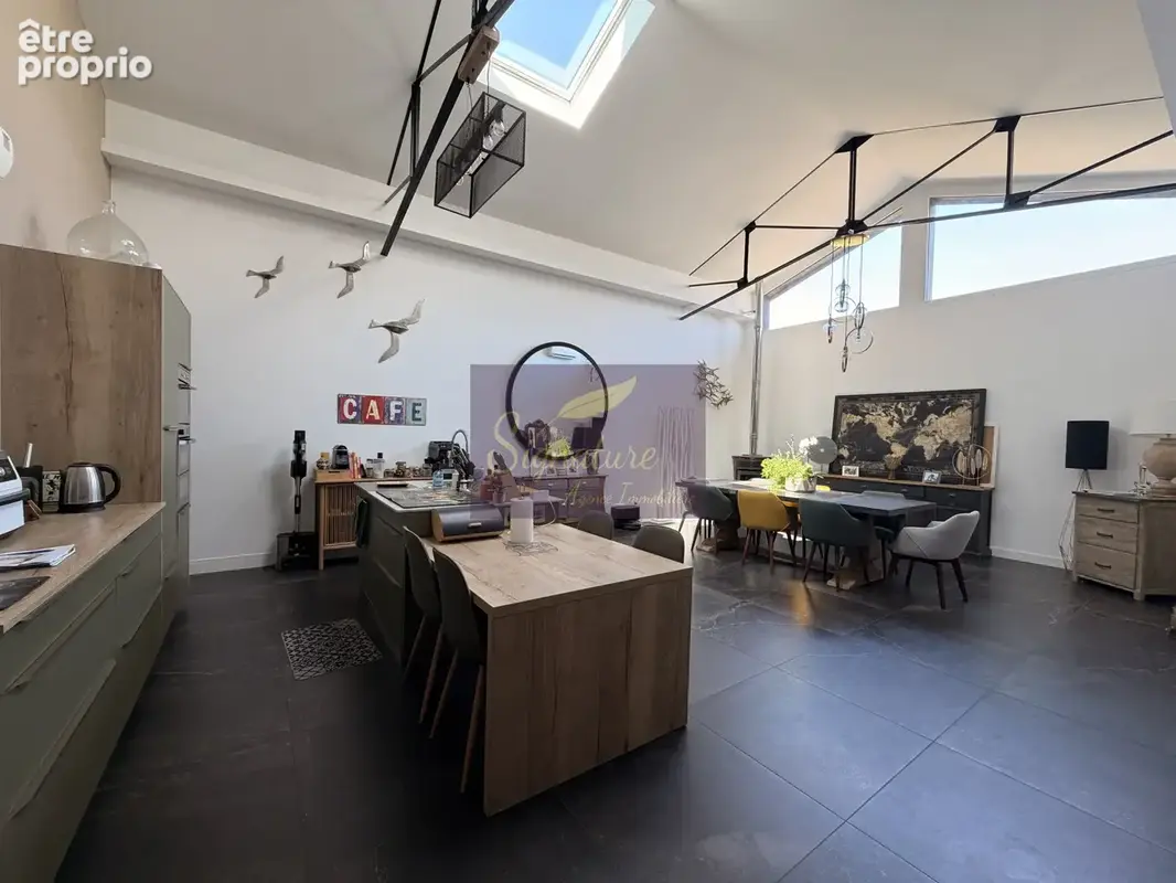 Superbe loft proche tram 3 chambres double garage terrasse - photo 2