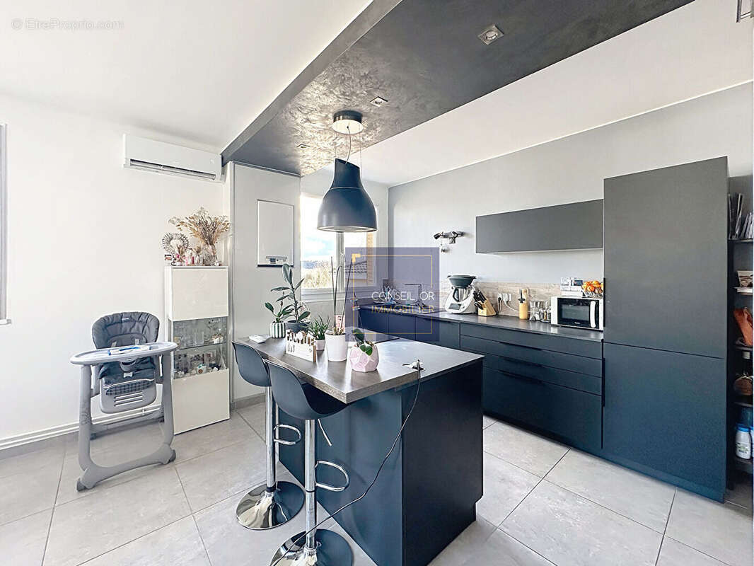 Appartement à VERNAISON