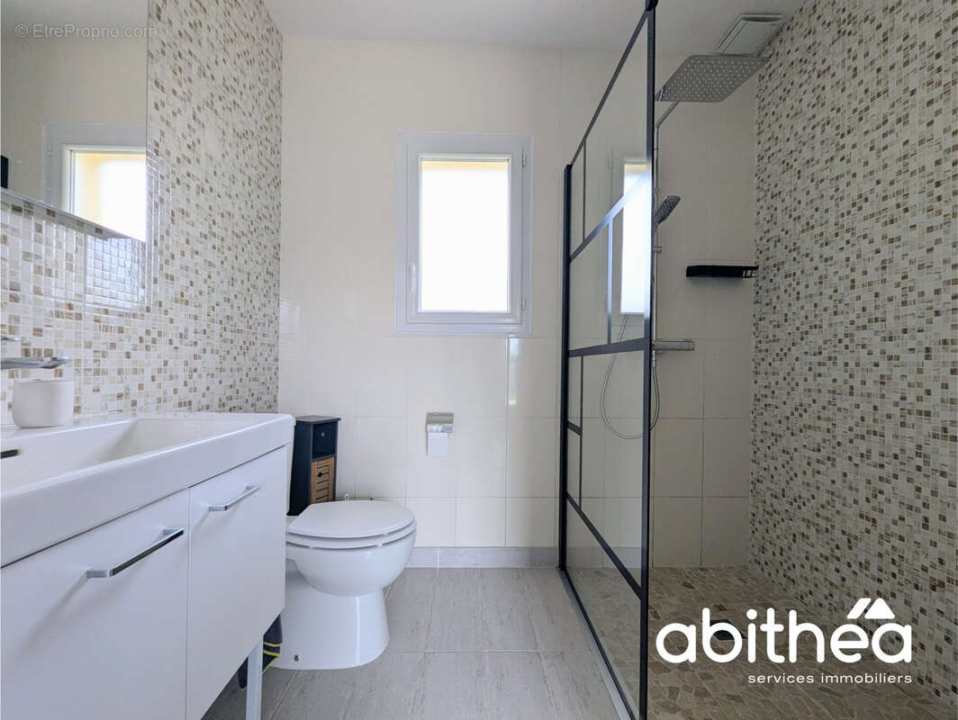 Maison à BOUNIAGUES