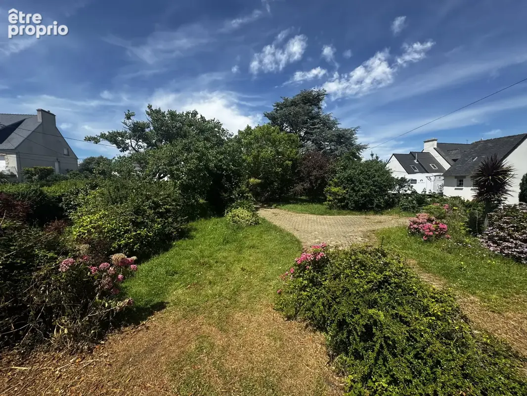 Crozon   Spacieuse maison familiale aux beaux volumes et fort potentiel - photo 12