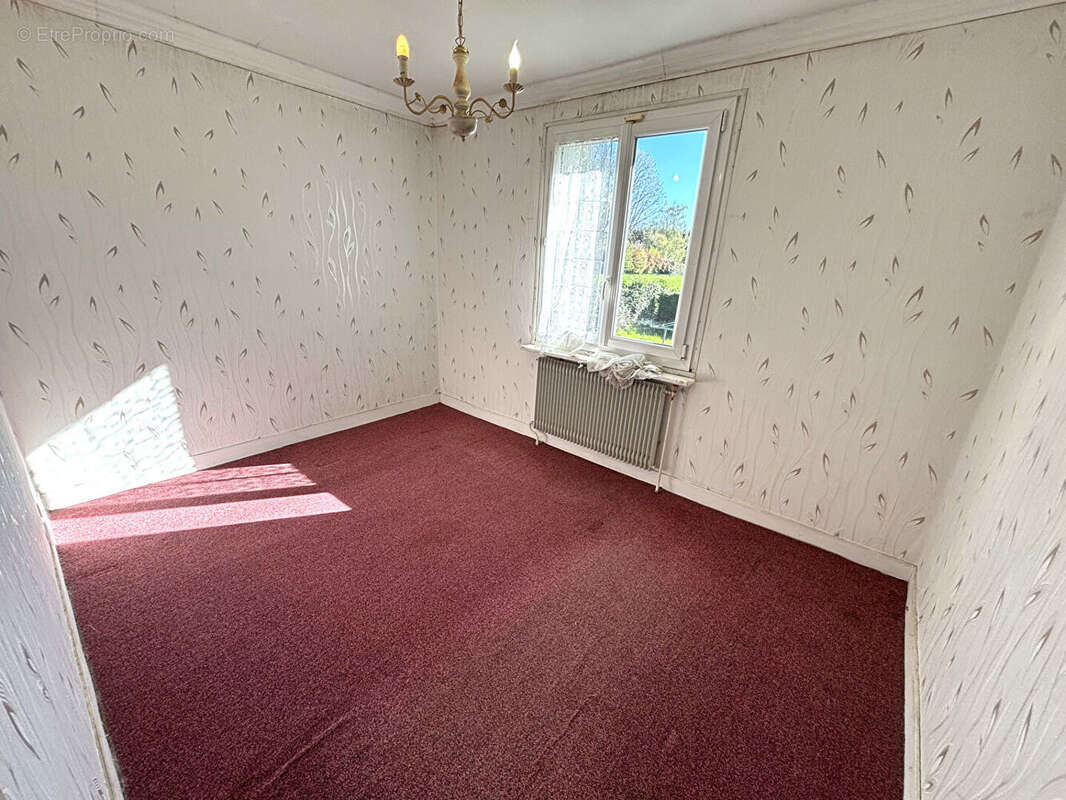 Maison à SAINTE-GENEVIEVE