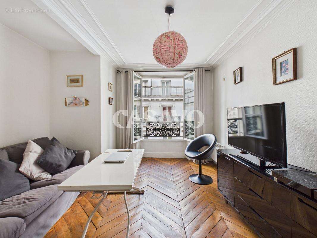 Appartement à PARIS-9E