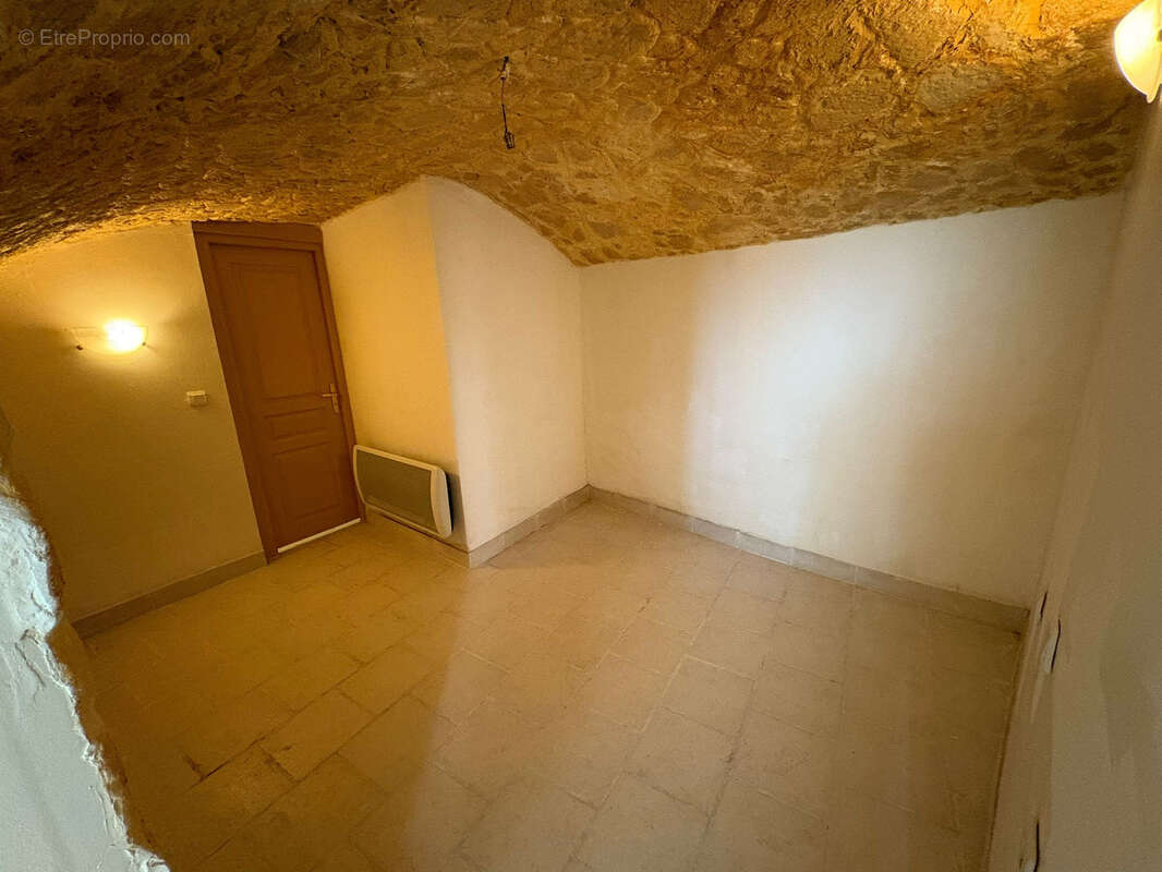 Appartement à TENDE