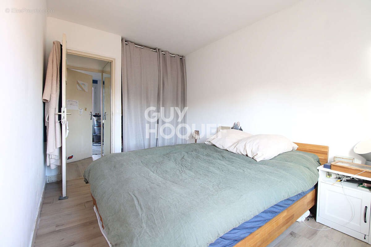 Appartement à BRIE-COMTE-ROBERT