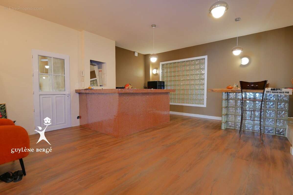 Appartement t3 - photo 2