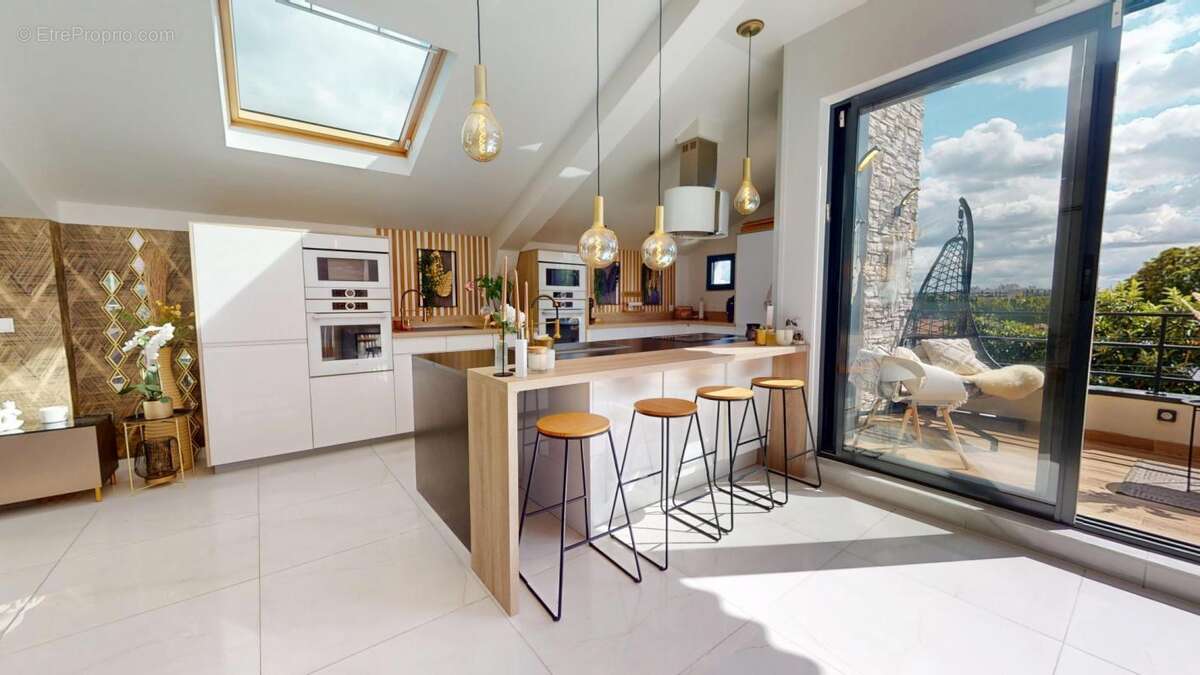 Maison à SAINT-MAUR-DES-FOSSES