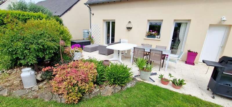 Maison à NOYERS-BOCAGE