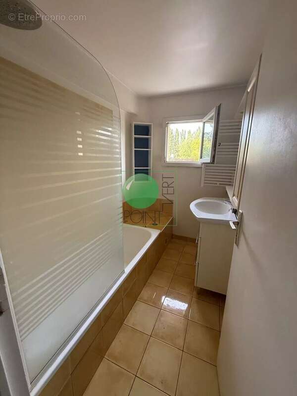 Appartement à LA FERTE-ALAIS