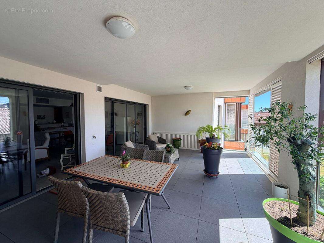 Appartement  5 pièce(s) 98.71 m2       DEUX  GRANDE TERRASSE  + GARAGE - photo 3