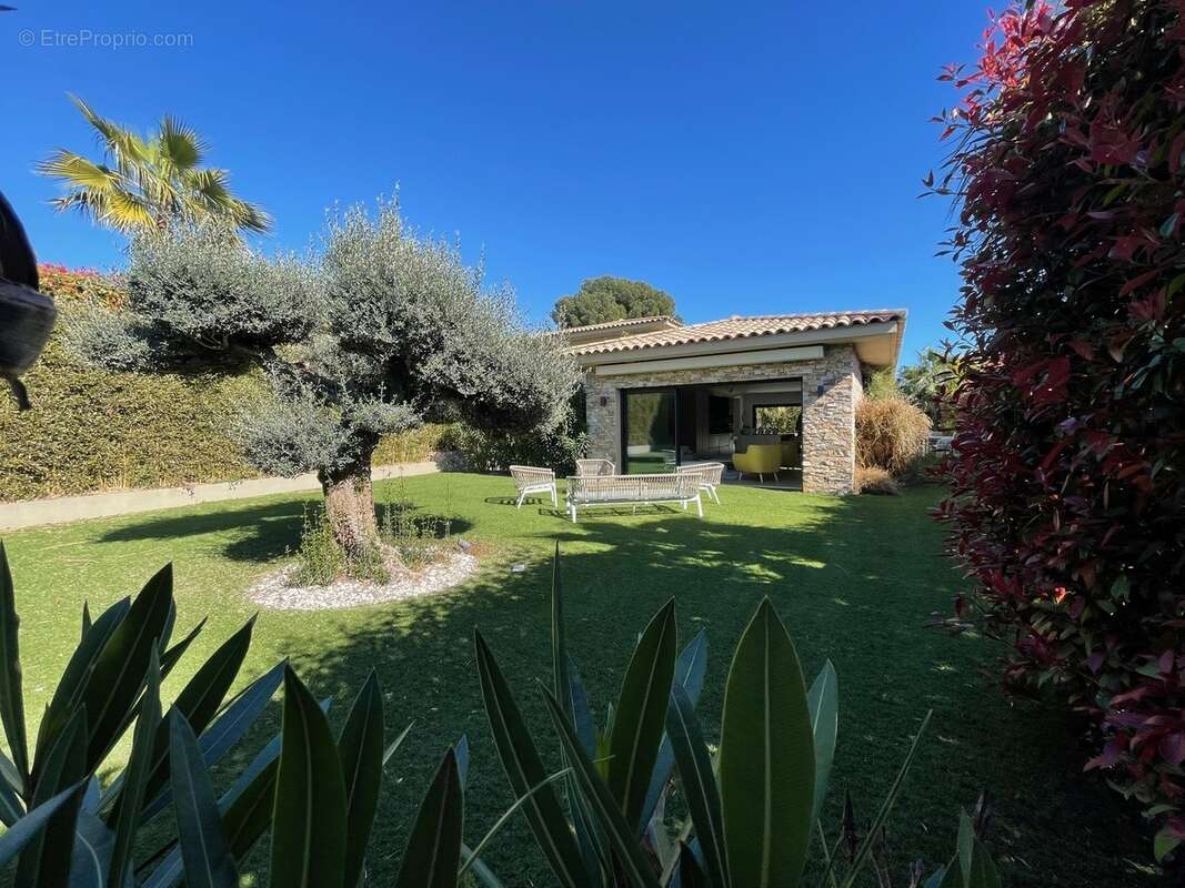 Maison à SANARY-SUR-MER