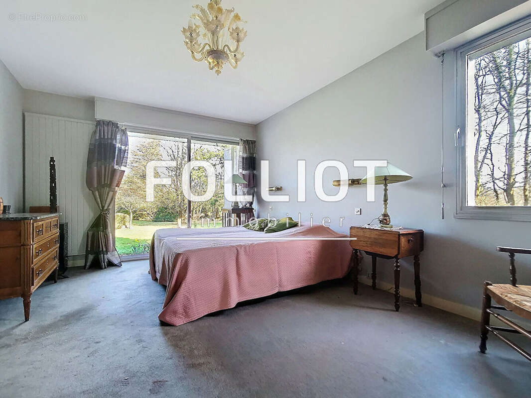 Maison à SAINT-PAIR-SUR-MER