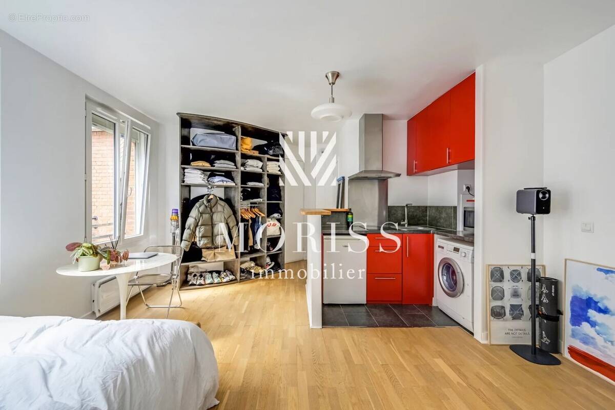 Appartement à PARIS-11E