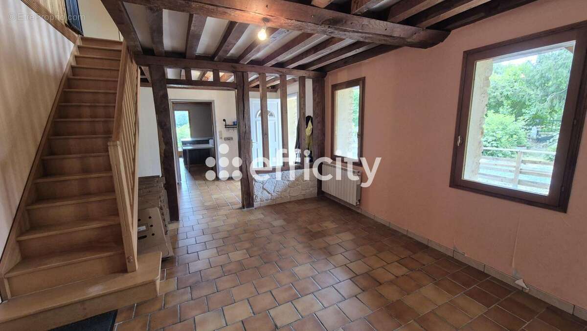 Maison 207 m² à Mandeville-En-Bessin  - photo 3