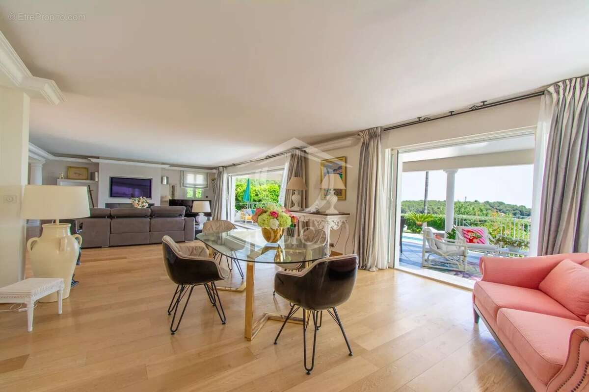 Vallauris - Superbe villa avec vue mer - photo 38