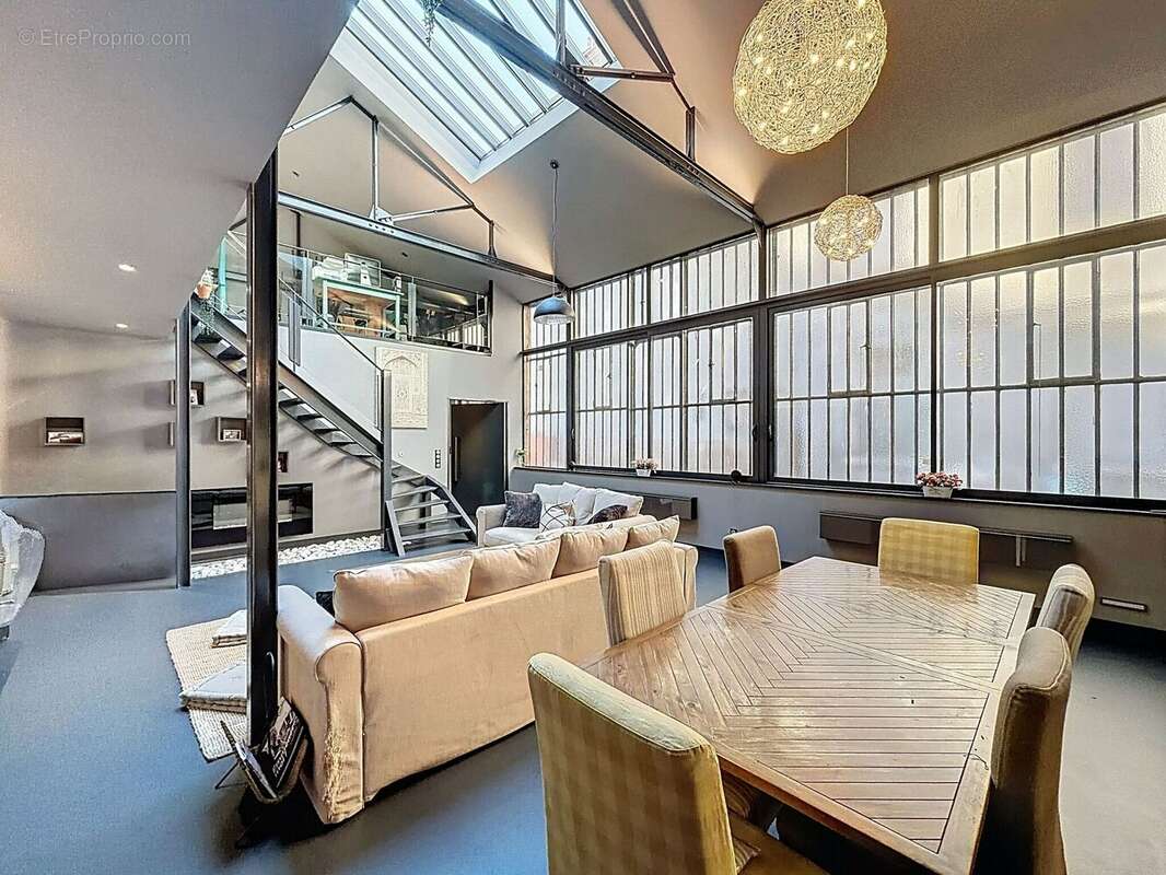 Commerce à SAINT-ETIENNE