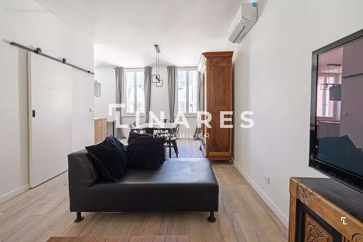 Appartement à MARSEILLE-1E