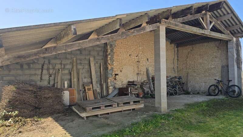 Maison à MATHA