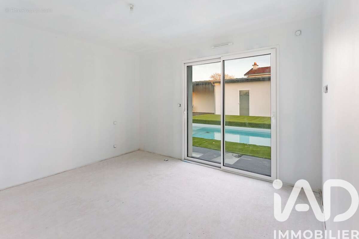 Photo 5 - Maison à CHAUVE